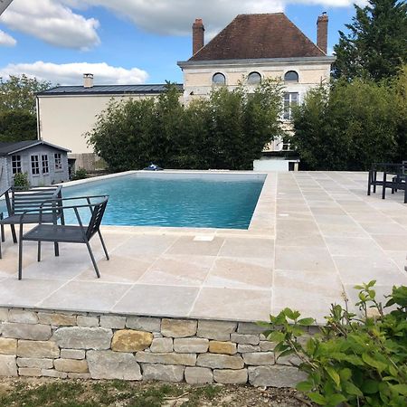 La Petite Maison De Celine & Frederic Avec Piscine A Préhy Kamer foto